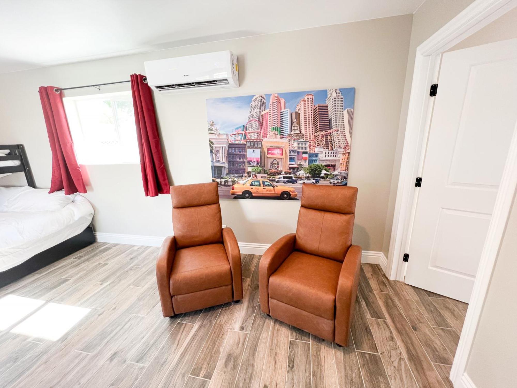 Lux Private Home - Pool, Billiards, 8 Smart Tvs, Board Games, Cotton Bedding - The Stone Sanctuary At Mccullough Hills Trailhead ラスベガス エクステリア 写真