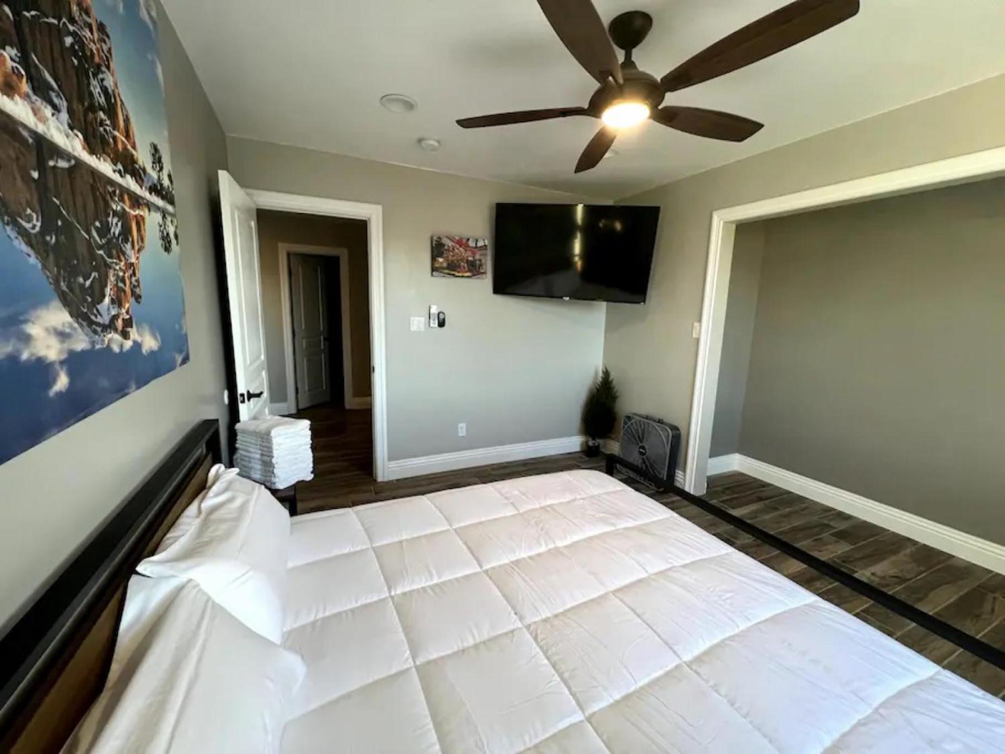 Lux Private Home - Pool, Billiards, 8 Smart Tvs, Board Games, Cotton Bedding - The Stone Sanctuary At Mccullough Hills Trailhead ラスベガス エクステリア 写真